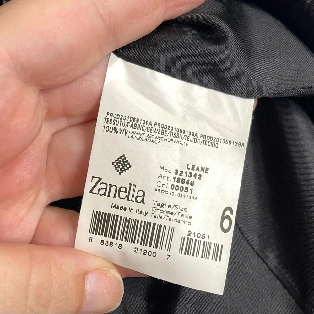 Zanella Italian Black and White Herringbone Blazer - Size 6‎